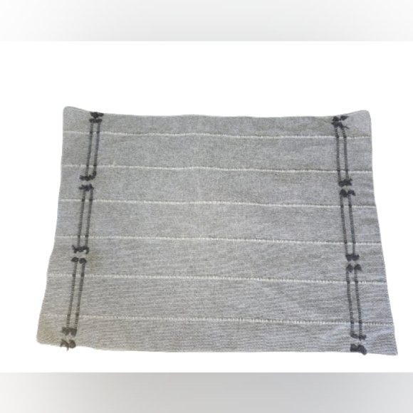 4 Hearth & Hand Gray Table Place Mats - Picture 1 of 3